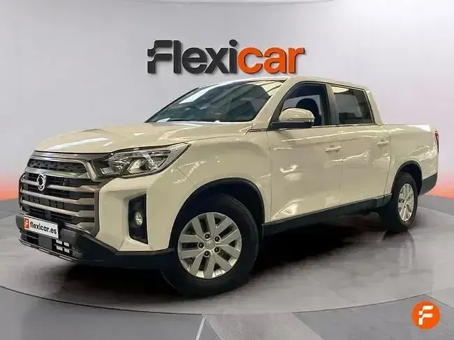 Usado SsangYong Musso Limited 204 CV (150 kW) 2023 Blanco Pickup/Camioneta