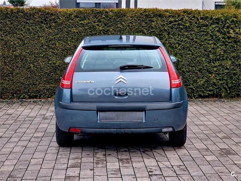 Usado Citroën C4 90 CV (66 kW) 2006 Azul Berlina