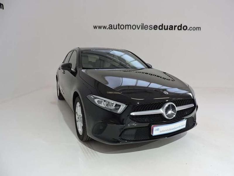Usado Mercedes A250 218 CV (160 kW) 2022 Negro Berlina