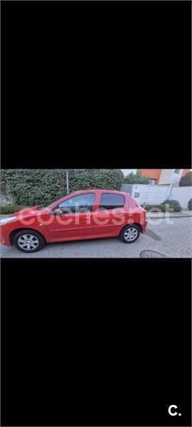 Rojo Usado 2011 Peugeot 206+ Utilitario | 5200 € (Caro) - Imagen 1/4