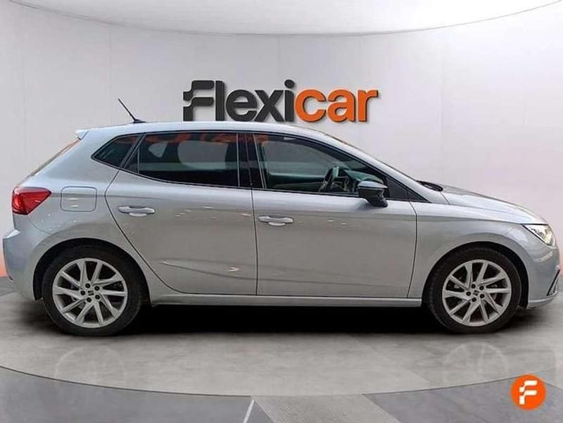 Usado Seat Ibiza FR 150 HP (110 kW) 2023 Cinzento Citadino