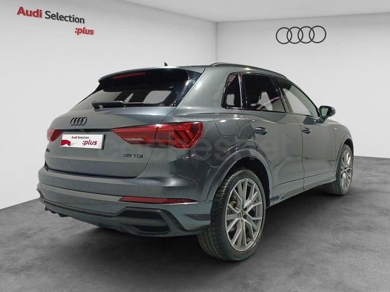 Usado Audi Q3 Ambiente 150 CV (110 kW) 2025 Gris / plata SUV