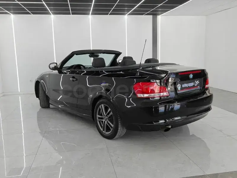 Usado BMW 118 Cabriolet Advantage 143 CV (105 kW) 2011 Negro Descapotable
