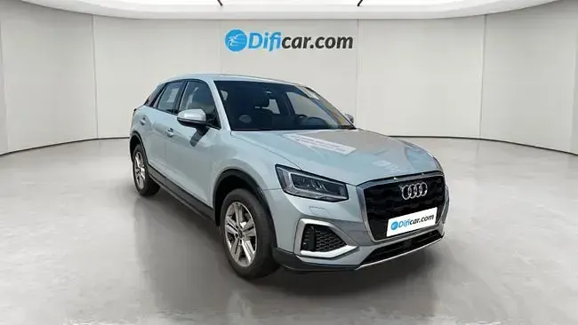 Usado Audi Q2 Advanced Plus 116 CV (85 kW) 2023 Gris SUV