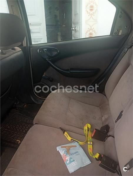 Usado Citroën Xsara 90 CV (66 kW) 2003 Azul Berlina