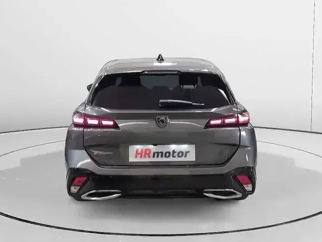 Usado Peugeot 308 Allure 130 CV (95 kW) 2023 Gris Familiar