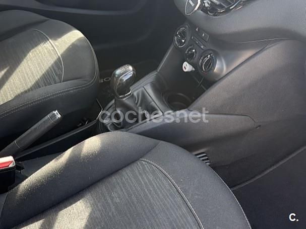 Usado Peugeot 208 Access 75 CV (55 kW) 2015 Blanco Utilitario