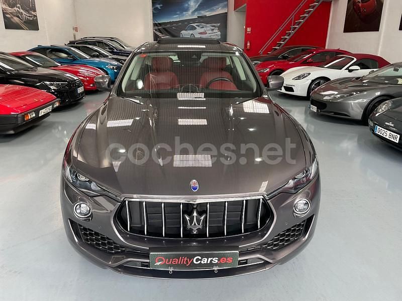 Usado Maserati Levante 430 CV (316 kW) 2016 Gris / plata SUV
