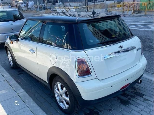Usado Mini Cooper D 110 CV (80 kW) 2009 Blanco Utilitario