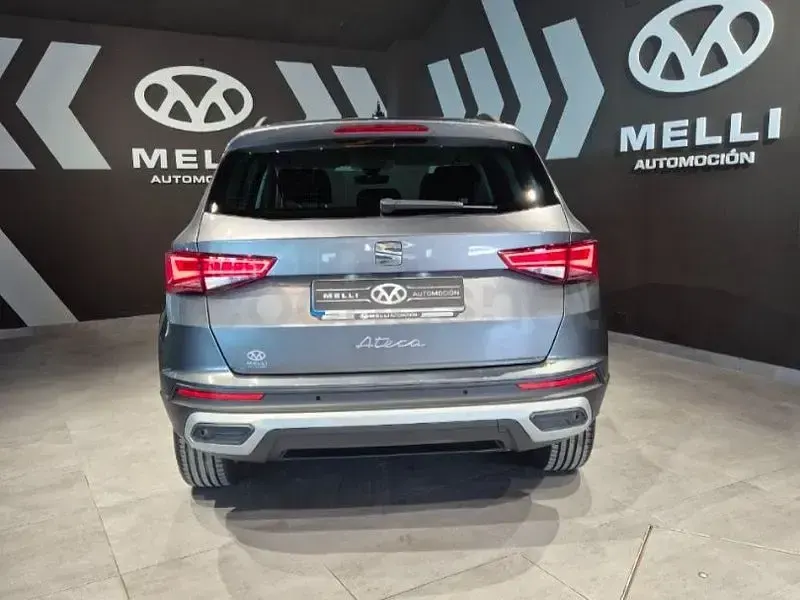 Usado Seat Ateca Style 115 CV (84 kW) 2025 Gris / plata SUV