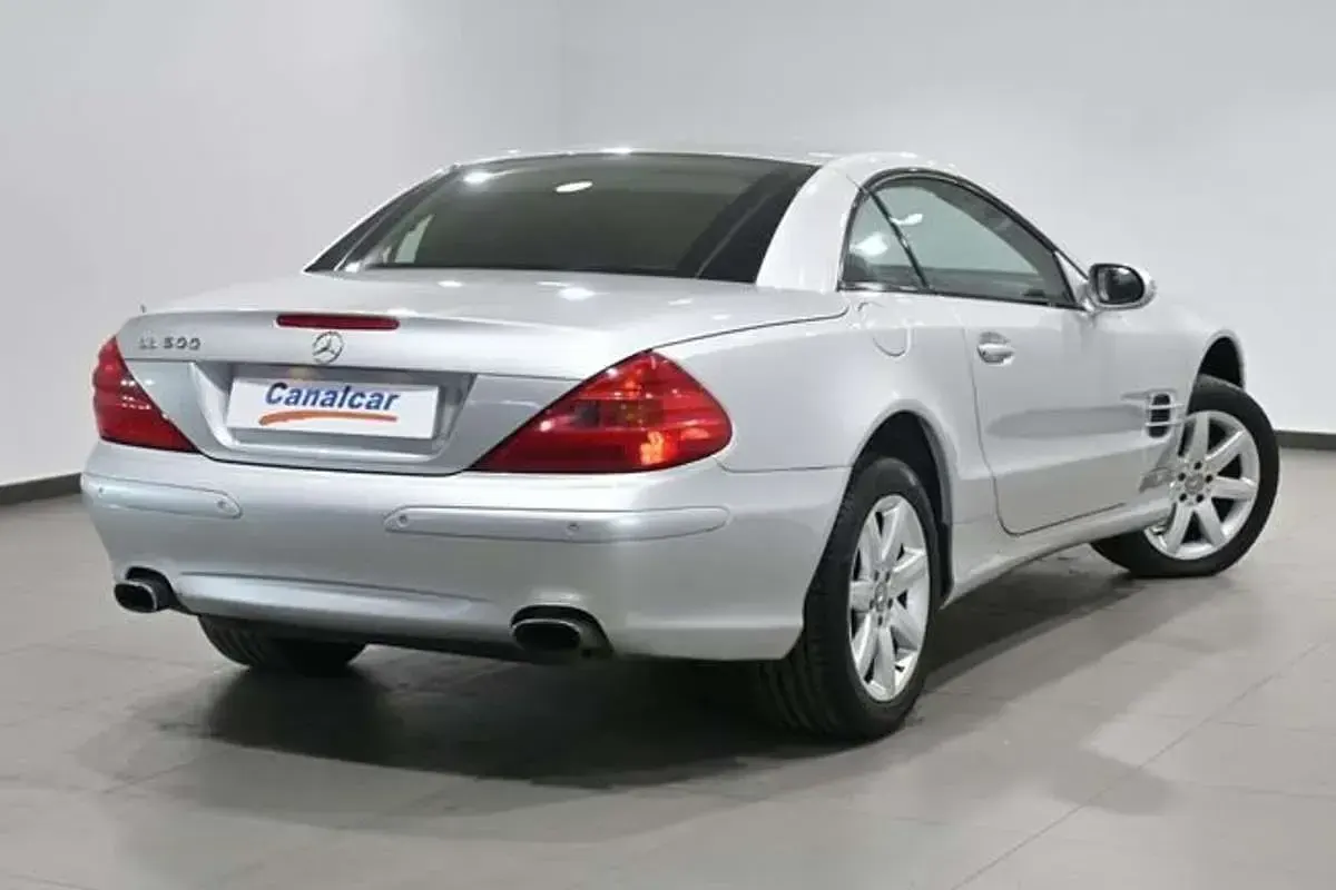 Usado Mercedes SL500 306 CV (225 kW) 2002 Gris Descapotable
