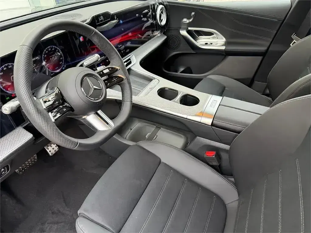 Nuevo Mercedes GLC400d 359 kW (489 CV) 2026 Gris SUV