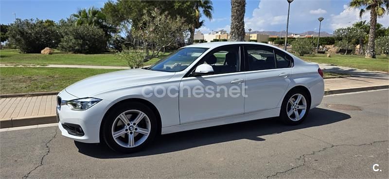 Usado BMW 320 Efficient Dynamics 184 CV (135 kW) 2016 Blanco Berlina