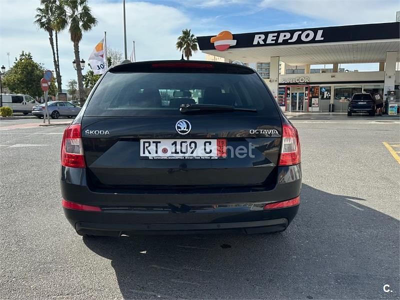 Occasion Skoda Octavia Style 150 ch (110 kW) 2015 Noir Citadine