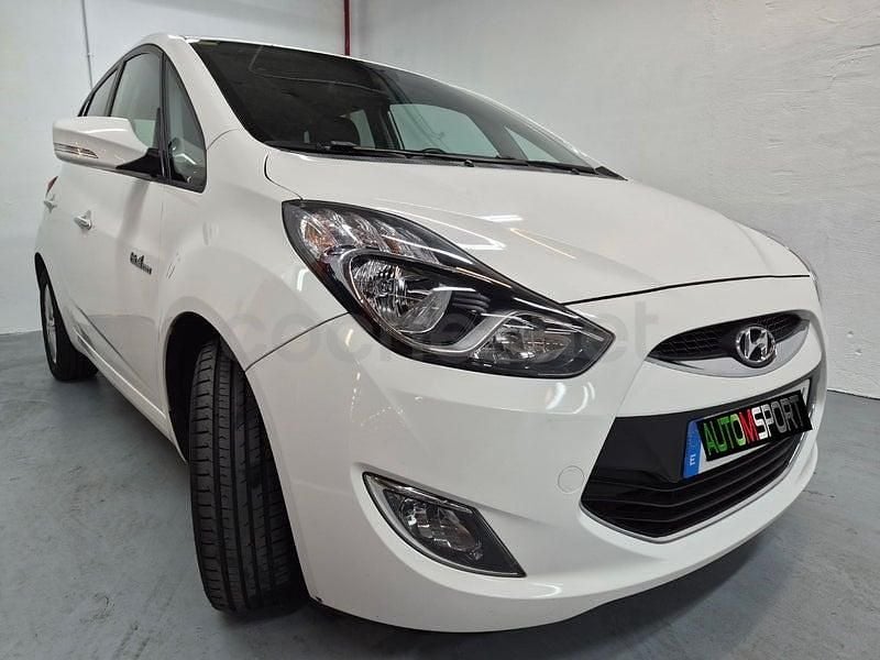 Usado Hyundai ix20 115 CV (84 kW) 2014 Blanco Utilitario