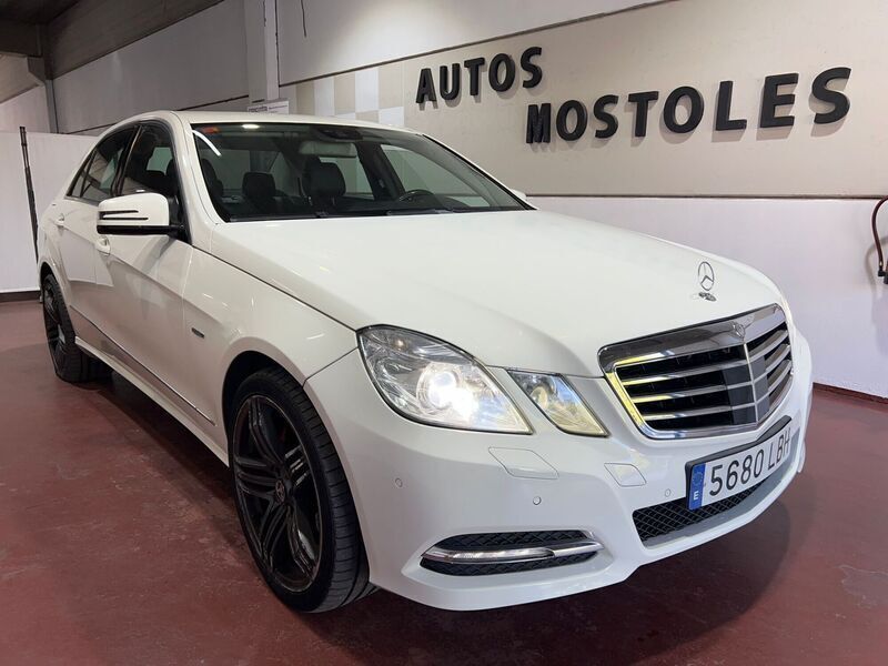 Blanco Usado 2011 Mercedes E350 Avantgarde Berlina | 9495 € (Super precio) - Imagen 1/4