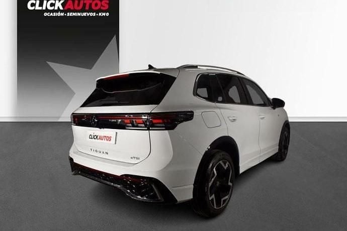 Usado VW Tiguan R-line 150 CV (110 kW) 2024 SUV