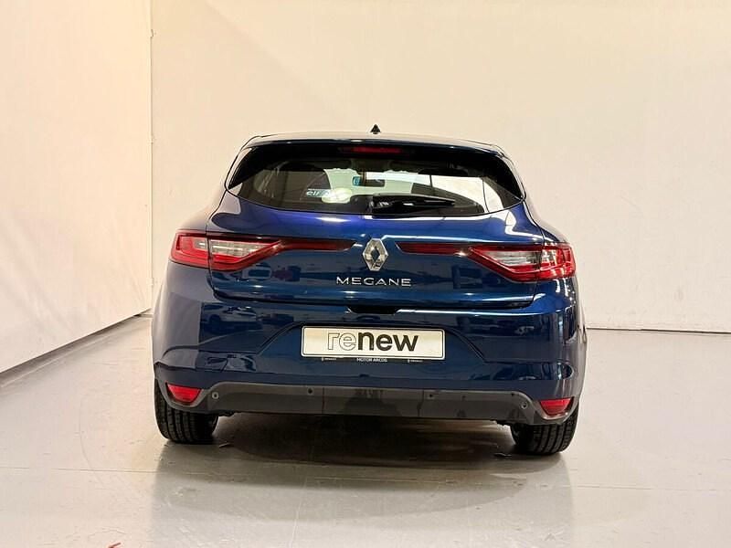 Usado Renault Mégane IV Intens 90 CV (66 kW) 2017 Azul Berlina