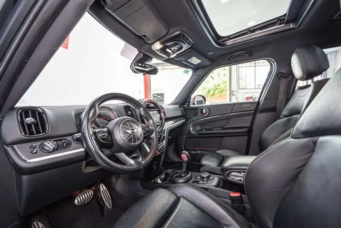 Usado Mini John Cooper Works Countryman 231 CV (169 kW) 2017 Gris SUV