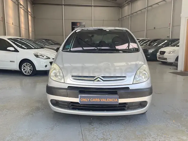 Usado Citroën Xsara Picasso 110 CV (80 kW) 2008 Gris / plata Monovolumen