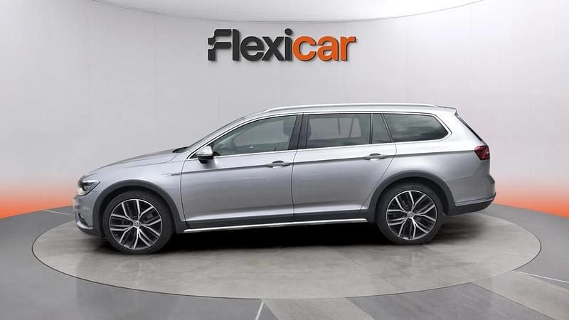 Usado VW Passat Alltrack 190 CV (139 kW) 2019 Gris Familiar