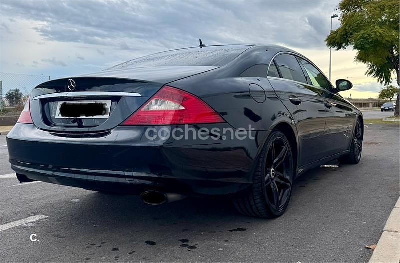Usado Mercedes CLS320 224 CV (164 kW) 2007 Negro Berlina