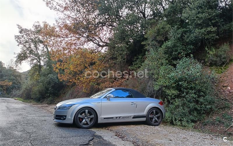 Gris / plata Usado 2007 Audi TT Roadster Descapotable | 10.000 € - Imagen 1/4