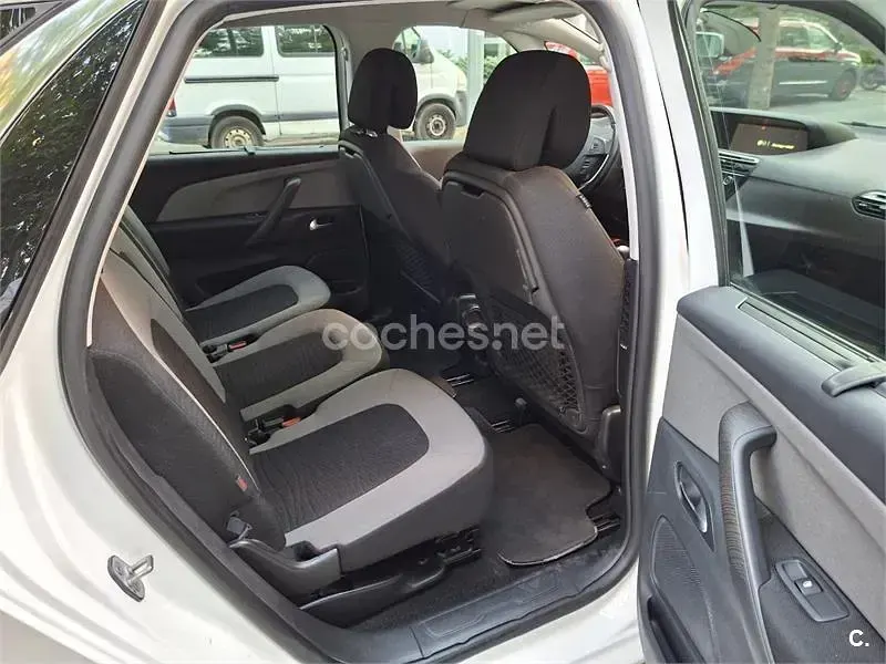Usado Citroën C4 Picasso Live 120 CV (88 kW) 2016 Blanco Monovolumen