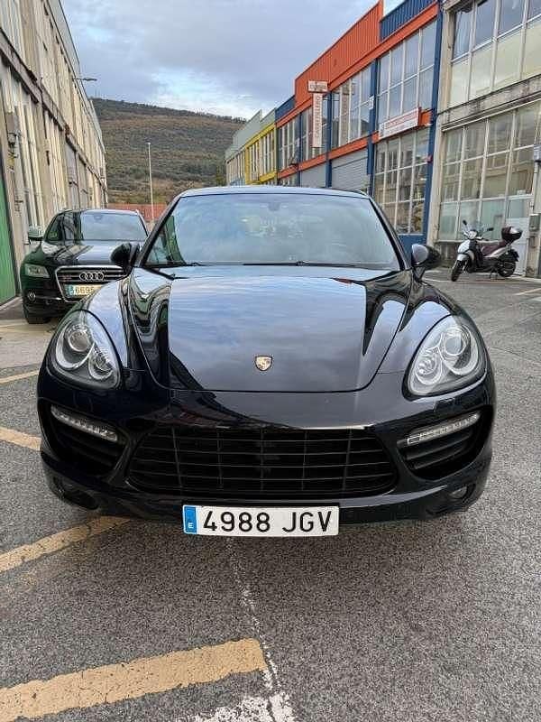 Negro Usado 2010 Porsche Cayenne Turbo SUV | 22.900 € (Precio justo) - Imagen 1/4