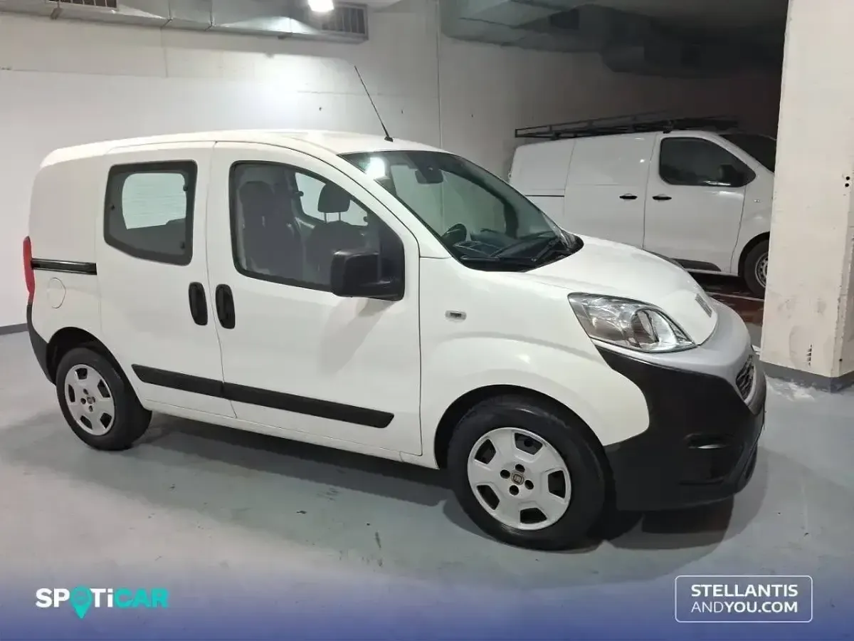 Usado Fiat Fiorino 95 CV (69 kW) 2023 Blanco Monovolumen