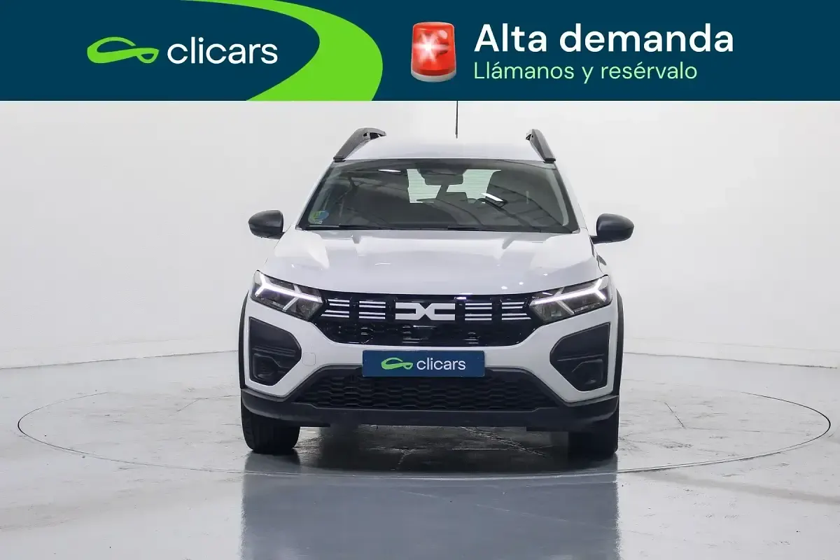 Usado Dacia Jogger Essentiel 110 CV (80 kW) 2024 Blanco Monovolumen