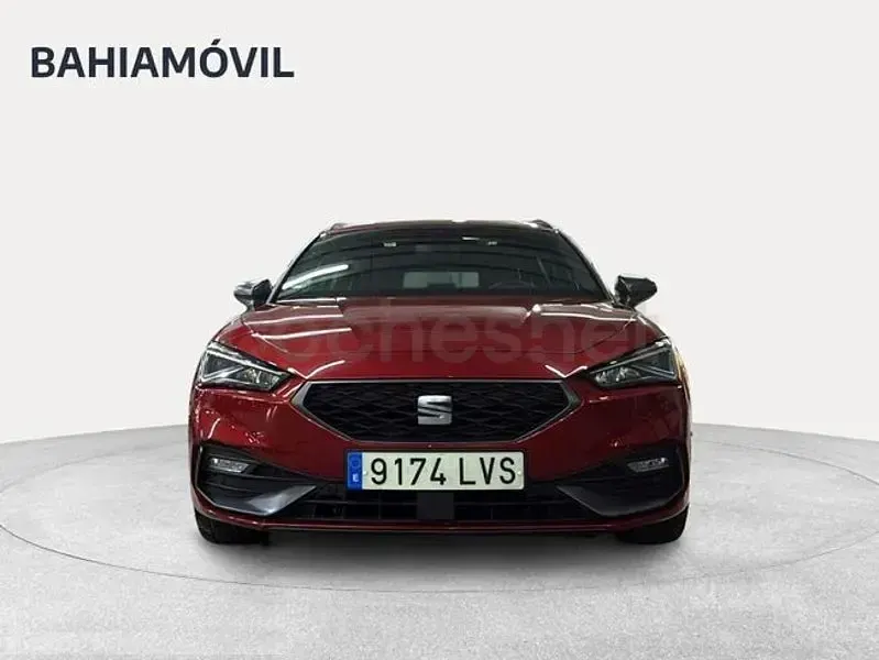 Usado Seat Leon FR 150 CV (110 kW) 2021 Rojo Berlina