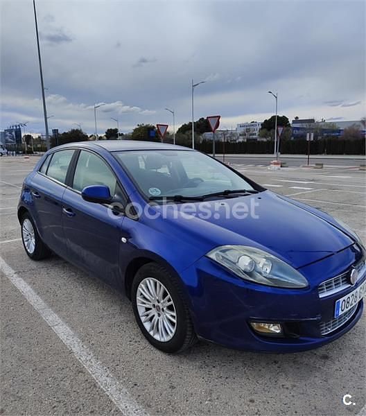Usado Fiat Bravo Dynamic 105 CV (77 kW) 2010 Azul Utilitario