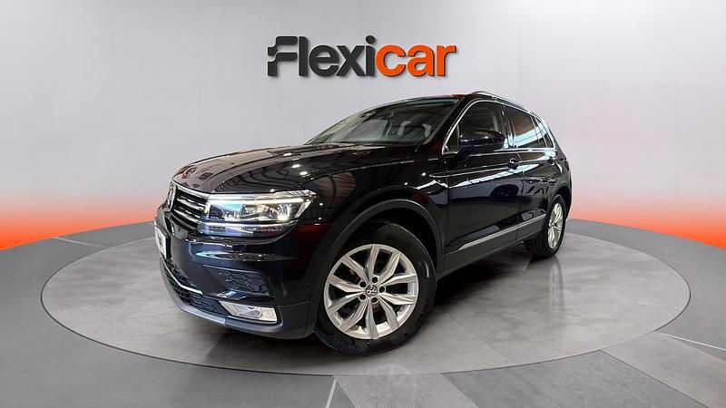 Usado VW Tiguan Sportline 150 CV (110 kW) 2017 Negro SUV