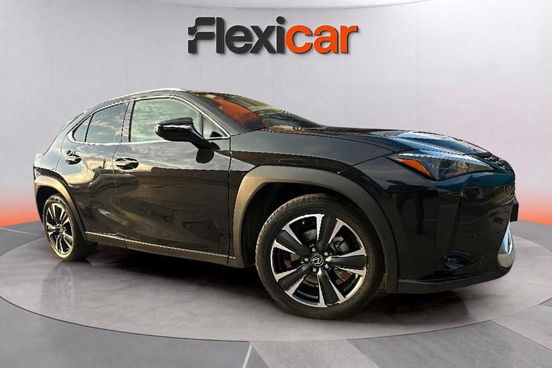 Blanco Usado 2023 Lexus UX SUV | 29.990 € - Imagen 1/4