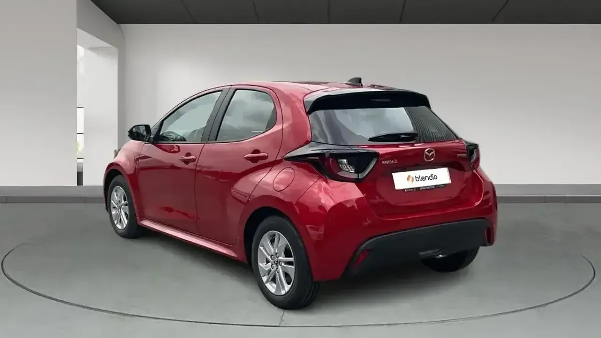Nuevo Mazda 2 Center-Line 116 CV (85 kW) 2026 Rojo Utilitario