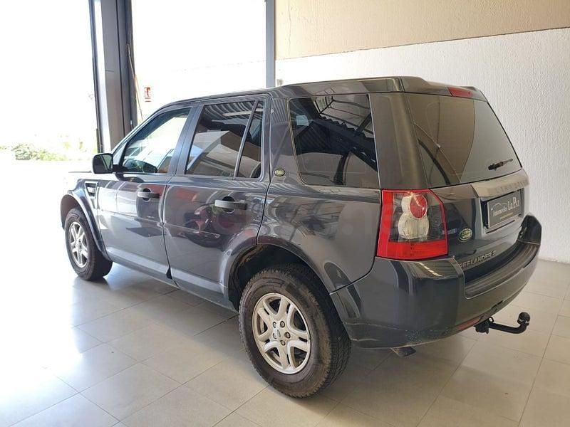 Usado Land Rover Freelander 2 160 CV (117 kW) 2009 Gris / plata SUV