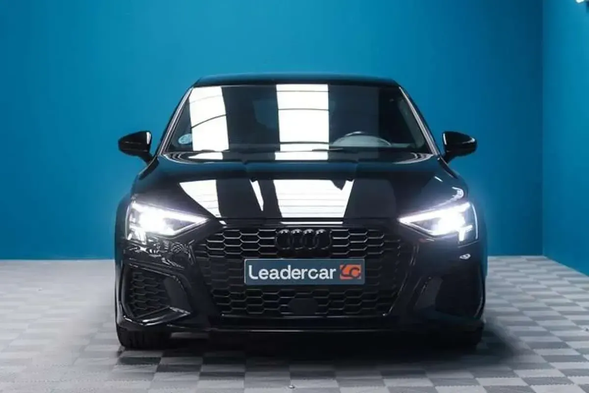 Usado Audi A3 Premium 150 CV (110 kW) 2022 Negro Berlina