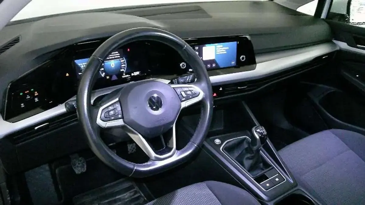 Usado VW Golf VIII 116 CV (85 kW) 2022 Blanco Utilitario