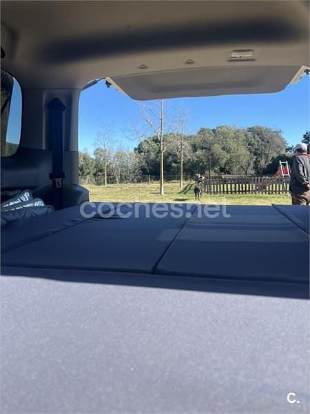 Usado Nissan Evalia Premium Edition 110 CV (80 kW) 2012 Blanco Monovolumen