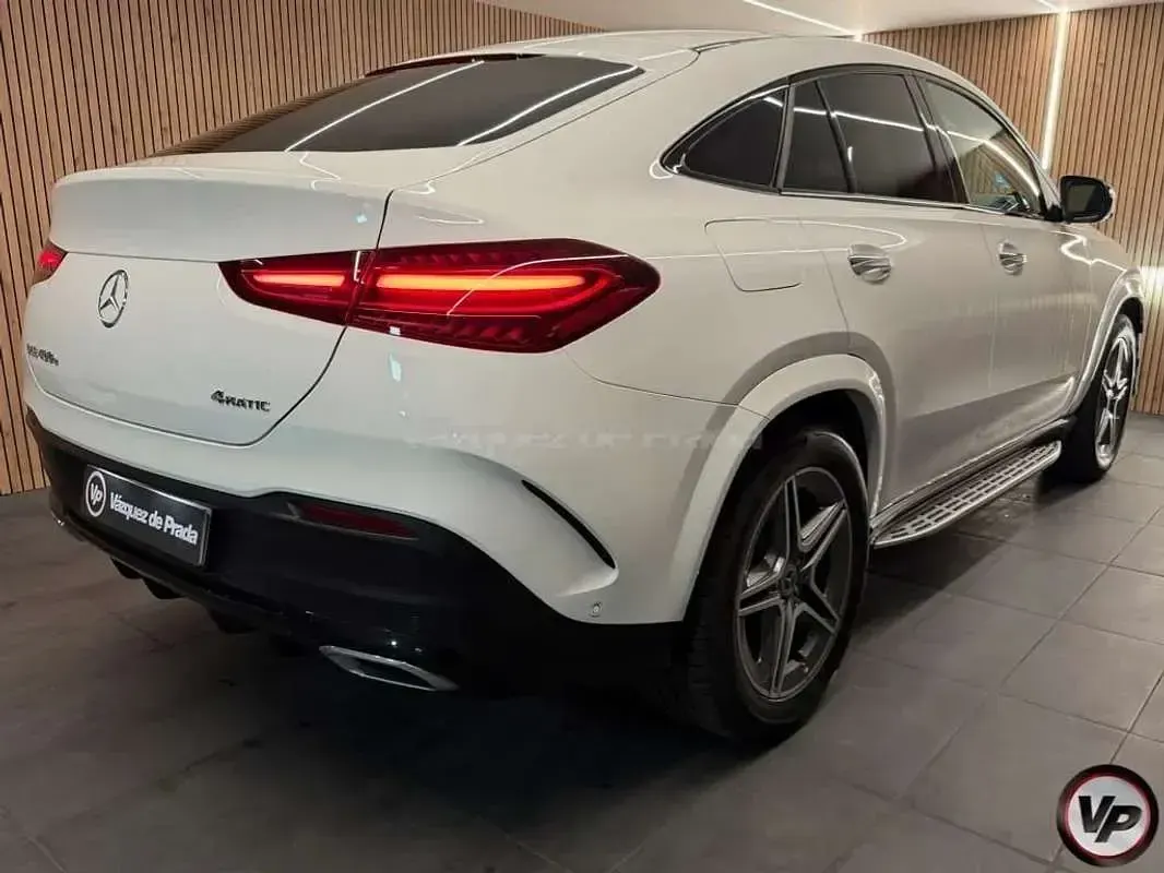 Usado Mercedes GLE400 381 CV (280 kW) 2024 Blanco SUV