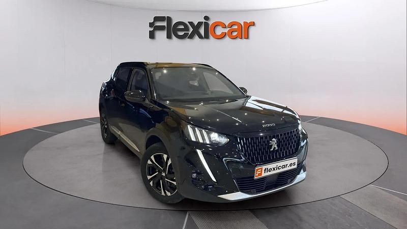 Usado Peugeot 2008 GT 131 CV (96 kW) 2022 Negro SUV