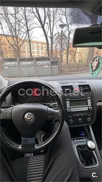 Usado VW Golf VI Highline 122 CV (89 kW) 2008 Gris / plata Utilitario