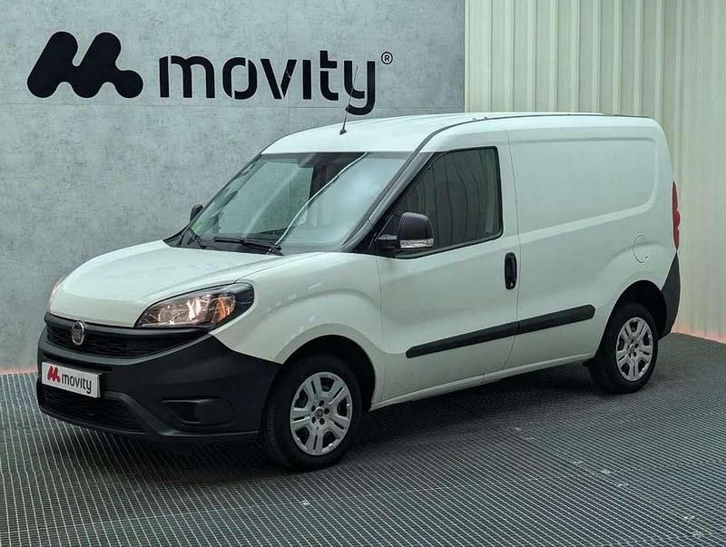 Blanco Usado 2021 Fiat Doblò Monovolumen | 8490 € (Precio justo) - Imagen 1/4