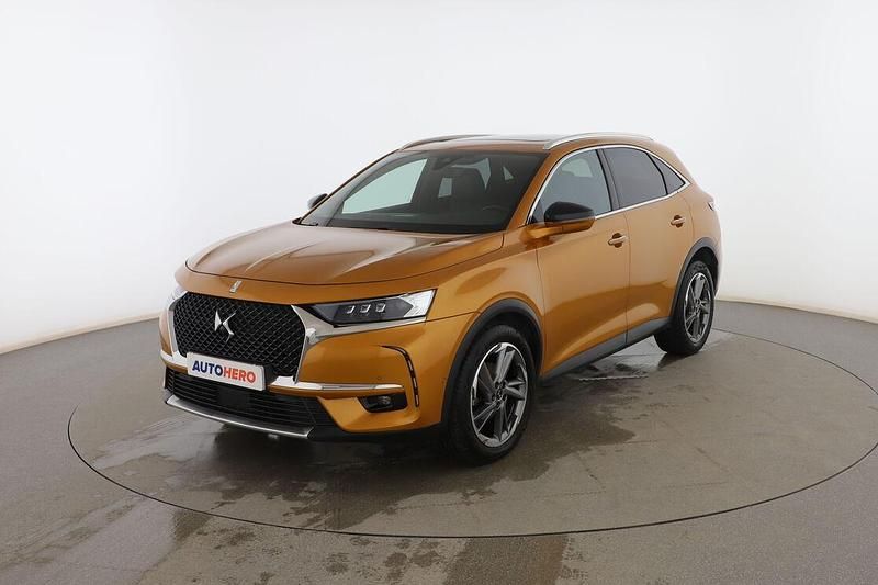 Dorado Usado 2019 DS Automobiles DS7 Crossback Grand Chic SUV | 19.899 € (Un poco caro) - Imagen 1/3