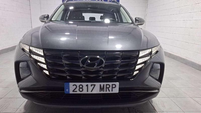 Usado Hyundai Tucson 115 CV (84 kW) 2024 Gris / plata SUV
