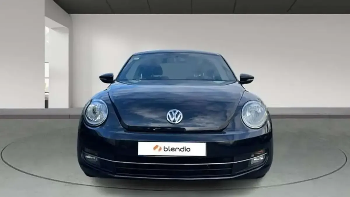 Usado VW Beetle Design 105 CV (77 kW) 2012 Negro Utilitario