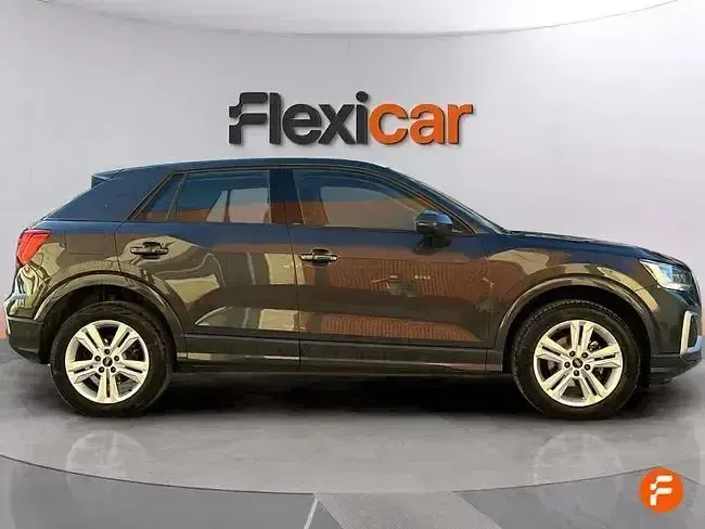 Usado Audi Q2 Advanced Plus 150 CV (110 kW) 2021 Negro SUV