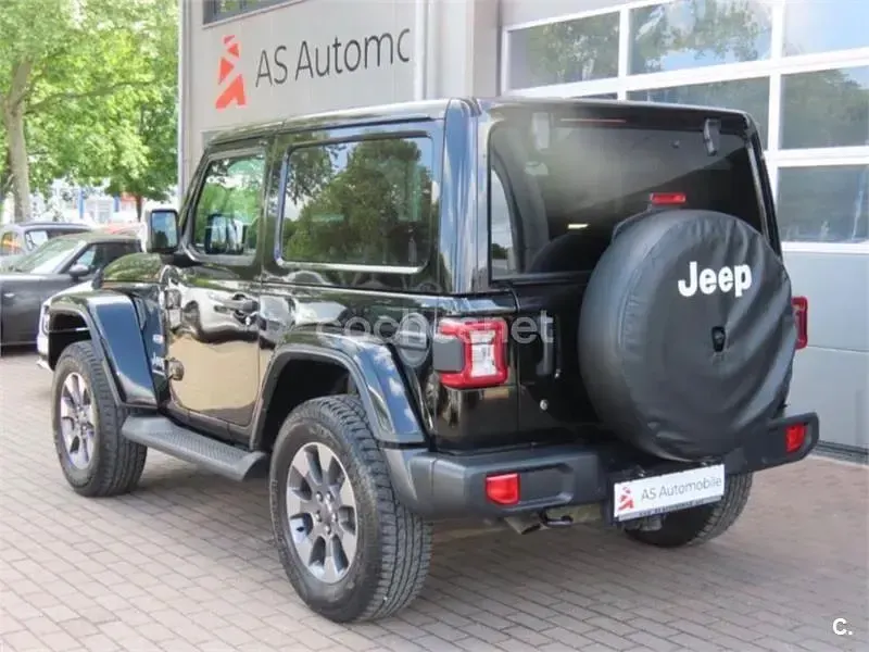 Usado Jeep Wrangler Sahara 200 CV (147 kW) 2020 Negro SUV