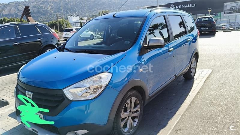 Usado Dacia Lodgy Stepway 107 CV (78 kW) 2015 Azul Monovolumen